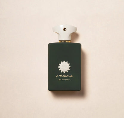 Matt grünes Parfüm Flakon von Amouage Purpose Man mit weißem Deckel