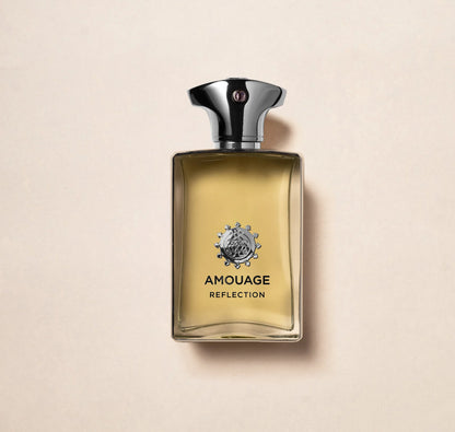 Durchsichtiges Parfüm Flakon von Amouage Reflection Man mit chrom silbernem Deckel